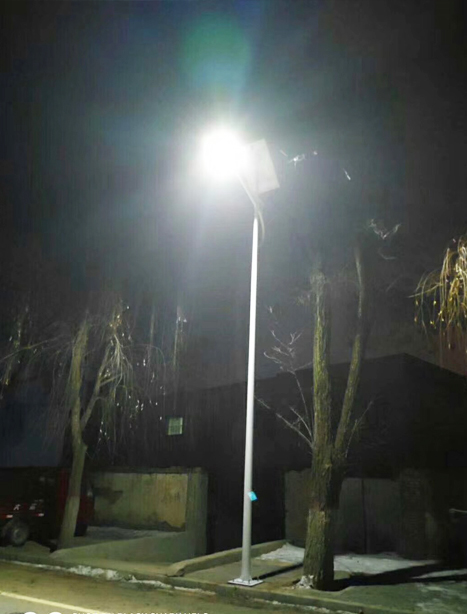 积石山县金凤太阳能路灯项目