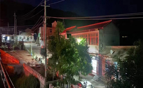 金凤太阳能路灯在暴雪天气下的应对策略 金凤太阳能路灯在暴雪天气下的应对策略